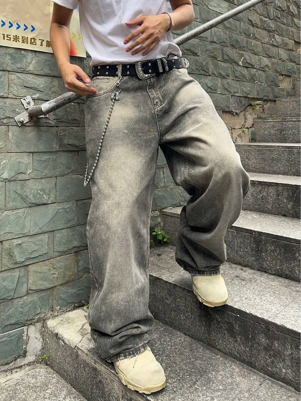 TOP Baggy Washed Jeans