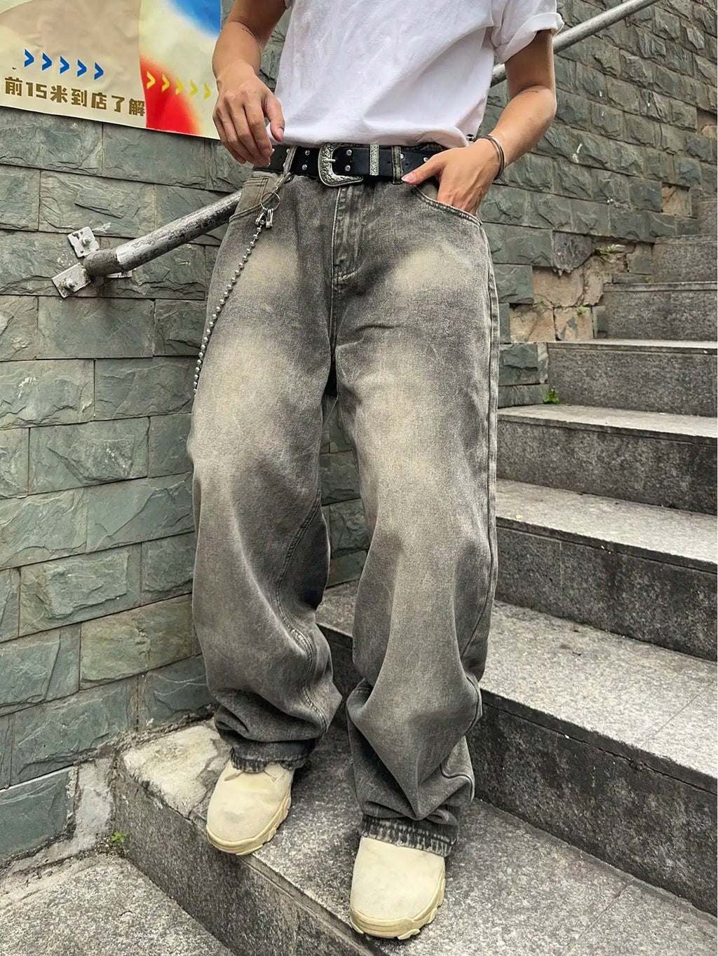 TOP Baggy Washed Jeans