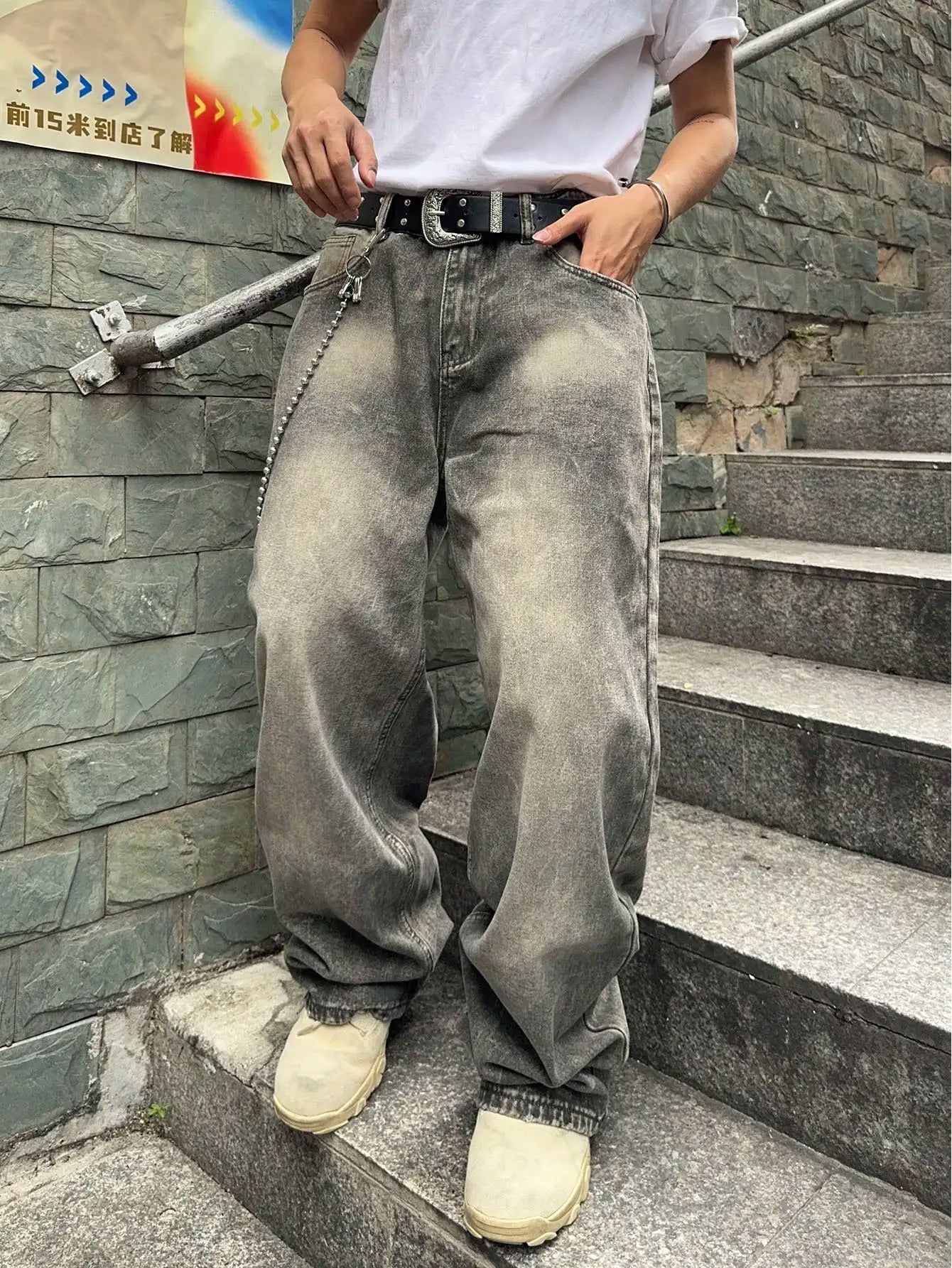 TOP Baggy Washed Jeans