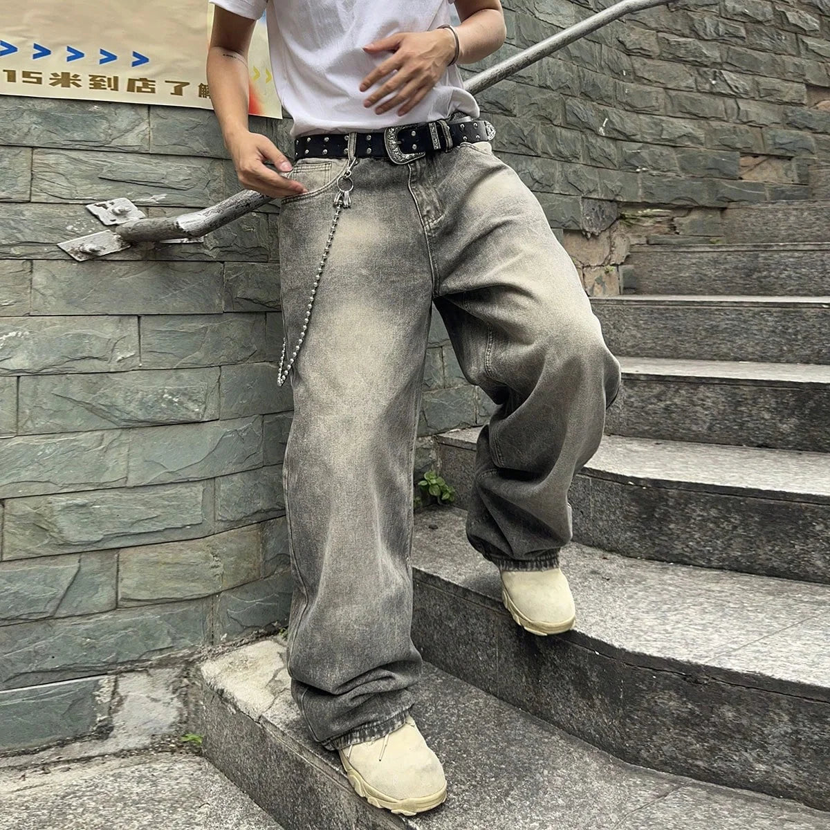 TOP Baggy Washed Jeans